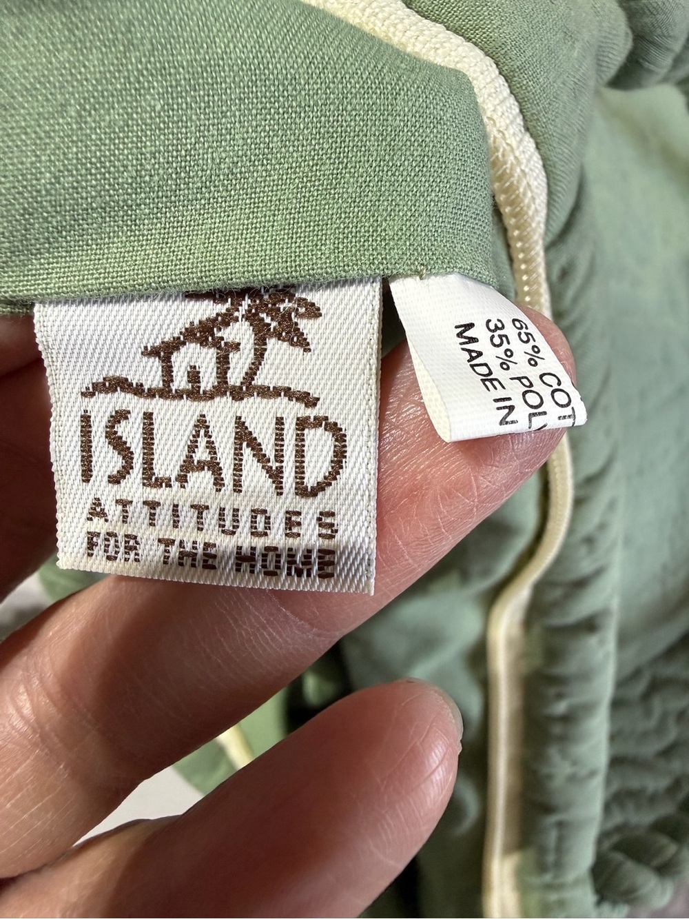BNWT Island Attitudes For The Home Green Quilted Tote Bag View 6